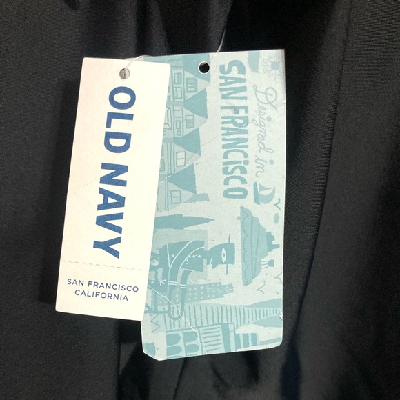 ❌SOLD❌LG•NWT•OLD NAVY•LACE UP LONG SLEEVE BLACK TOP• - Picture 5 of 6